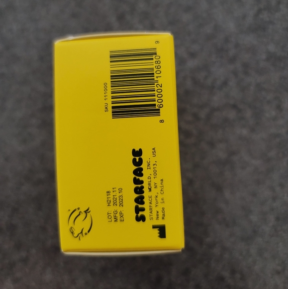 Starface 32 Hydro-Stars Pimple Patches with Big Yellow compact - Picture 2 of 6